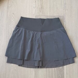 Vuori Mesh Skirt - Size Small